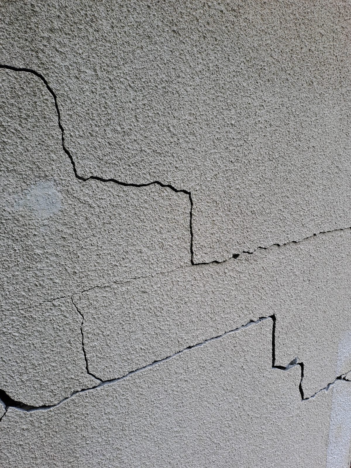 Diagnostic de fissures sur une façade